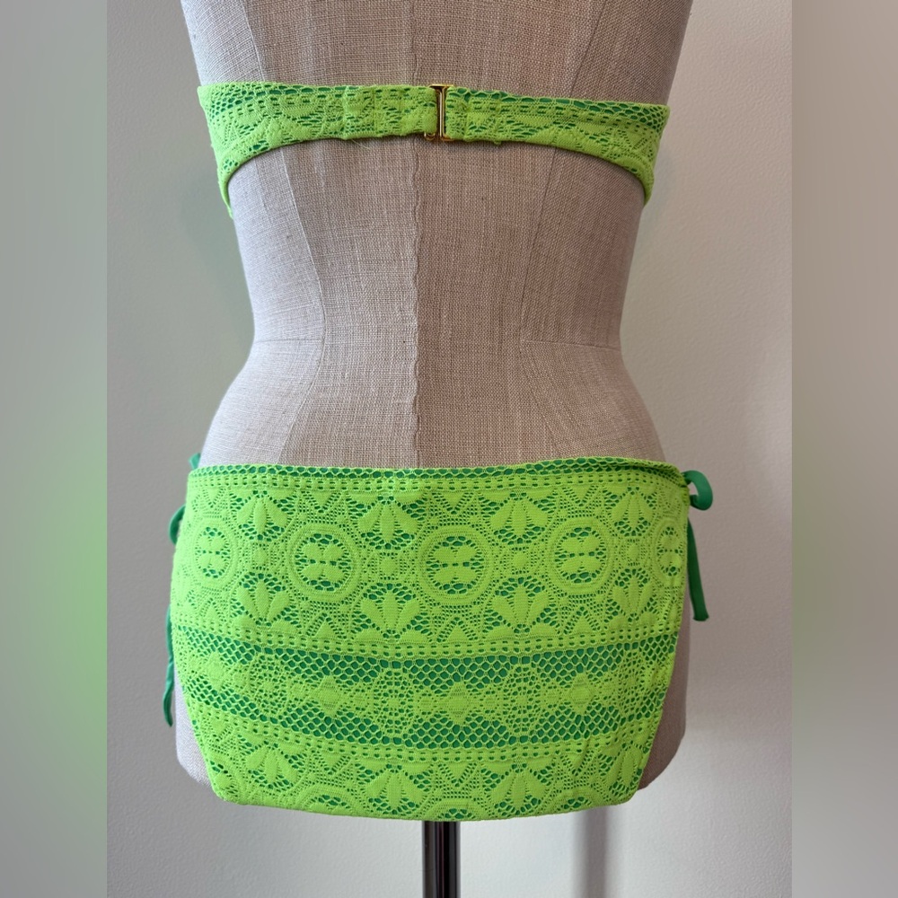 Vintage Victoria's Secret "Very Sexy" Bikini Set in Neon Green Lace - Picture 5 of 11